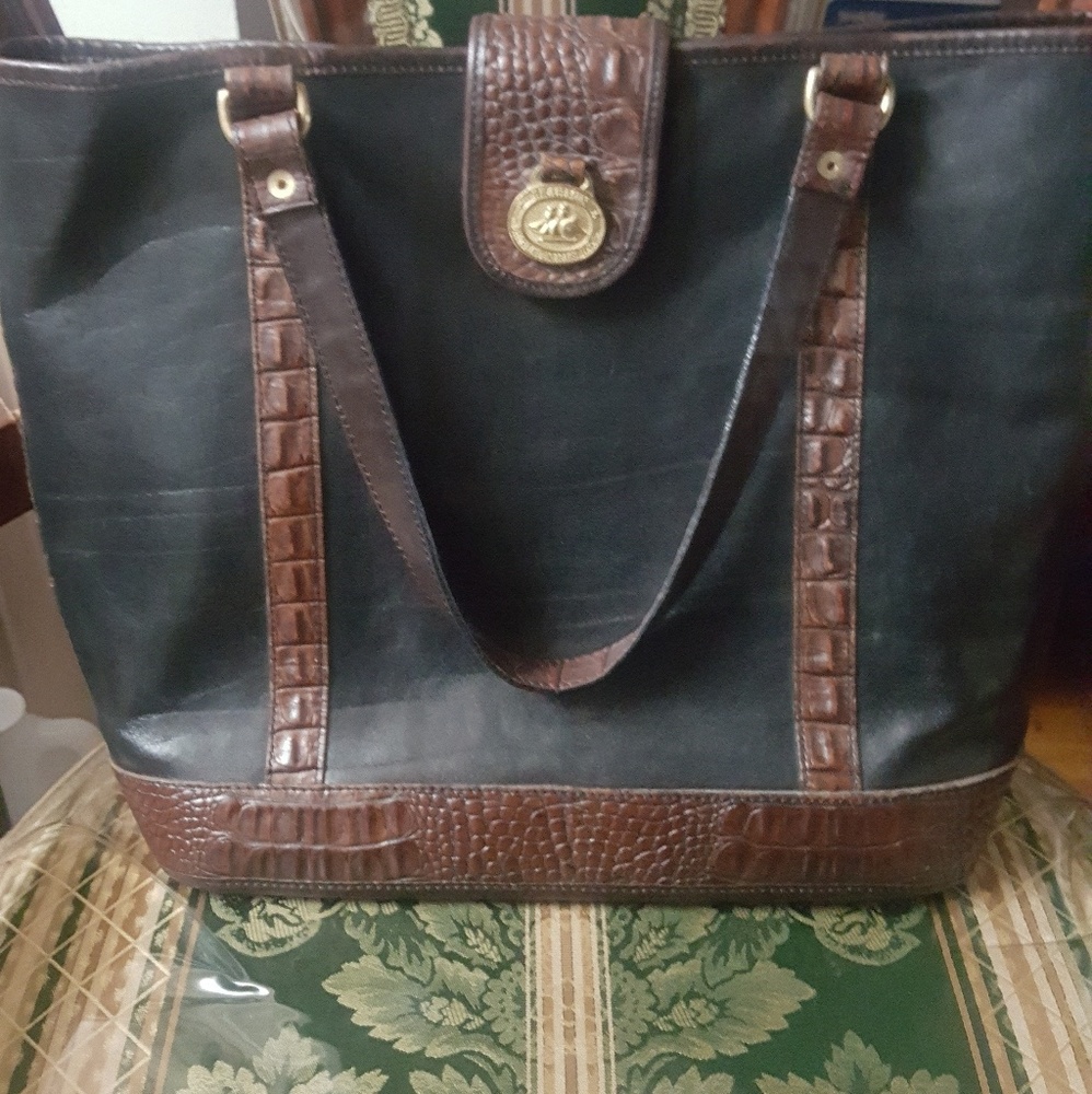 BRAHMIN BUCKET BAG